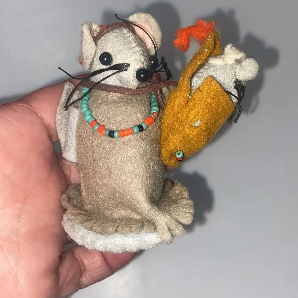 Vintage Mouses Handmade